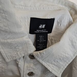 H&M Men' Short Sleeve Cream White Ribbed Button-Up Shirt - New Without Tags